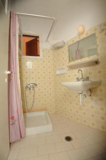 Molos Beach Apartments - 9
