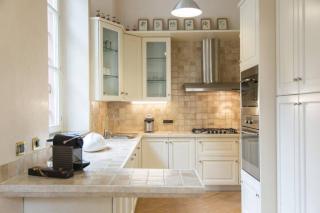 Luxury Villa - Beach & Swimming Pool - Ghiffa - 2