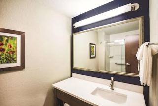 La Quinta by Wyndham Wichita Northeast - Wichita - 7