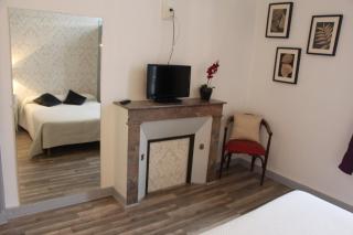 Hotel Au Chapon Fin - Poitiers - 2