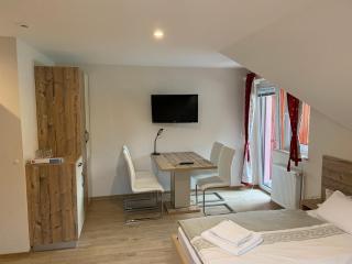 Guesthouse Veranda - 1