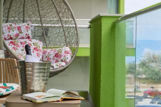 Sea la Vie 2BR Apt Spa n Pool Beach resort - 7