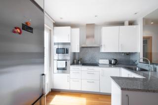 Modern Apartment with Spacious Terrace - San Sebastián - 1