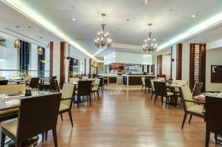 Hyatt Regency Kyiv - Kiev - 6