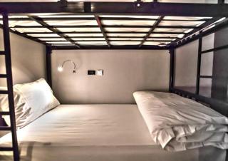 The Blocks Hostel Sukhumvit 10 - Bangkok - 4