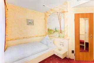 AKZENT Hotel Restaurant Altdorfer Hof - 1