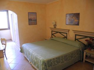 Hotel Fertilia - Fertilia - 3