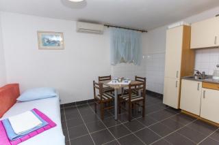 Apartments by the sea Baska Voda, Makarska - 16378 - 9