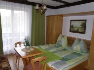 Gästehaus am Walde - Familie Troller - 5