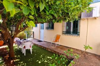 Cosy guest house with private yard - Saronida - 3