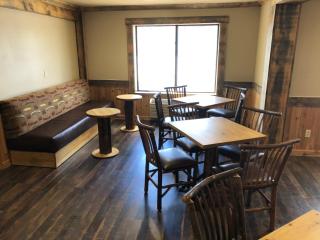 Clubhouse Inn - West Yellowstone - 1