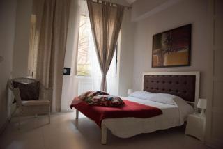 Beautiful and Spacious Apartment next to Termini 10 minutes from Coliseum - Roma - 0