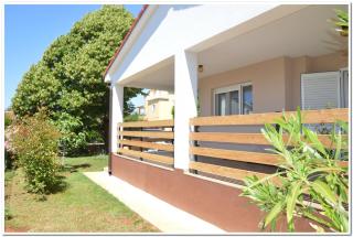 Holiday House Elena - 4