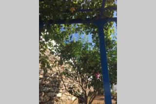 Cycladic houses in rural surrounding 3 - 6