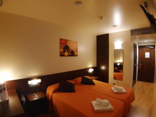 Hostal Nirvana - Ponferrada - 5
