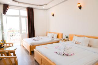 Khách Sạn Phương Khuê - Ấp Bình Hưng - 7