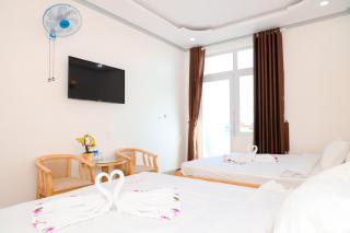Khách Sạn Phương Khuê - Ấp Bình Hưng - 1