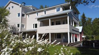 Seitsemän sillan majatalo - 0