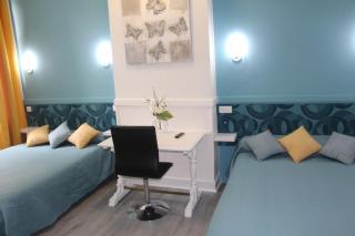 Hotel Au Chapon Fin - Poitiers - 1