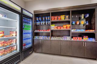 La Quinta Inn & Suites by Wyndham Northlake Ft. Worth - 3