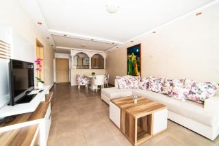 Family Apartments Rafailovici - free parking - Budva - 4