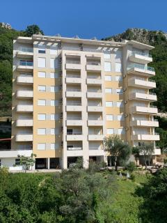 Family Apartments Rafailovici - free parking - 3
