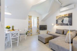 CITY VIEW APARTMENT - 3