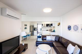 Lovely 2 BR Vacation Apt Kohili Beach - 3 Min Walk - Paralimni - 6