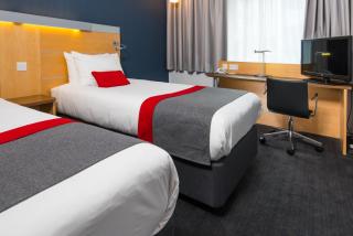 Holiday Inn Express Cambridge by IHG - 1