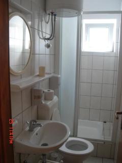 Regina & Theresa Apartments - Podgora - 2