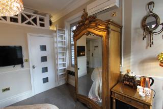 Tower Guest House - 3