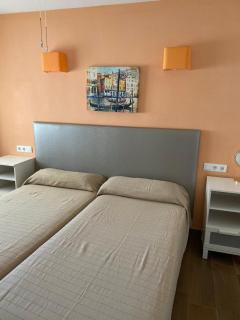 Apartamentos SOL y PLAYA Torremolinos - 1