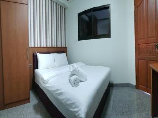 The Route Sriracha Hotel And Residence - Ban Laem Chabang - 3