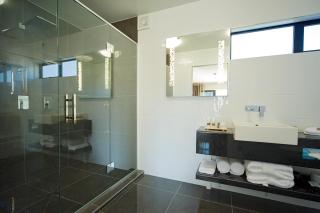 Best Western Ellerslie International Hotel - 4