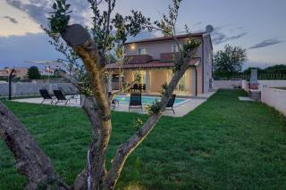 Charming villa Enjoy with private pool in Pula - Pula - 7
