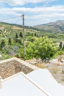 Pera Chorio - Daphne - Artist stone house with countryside views - Áyios Yeóryios - 2