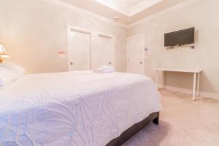 Kim's Place - Surrey - 2