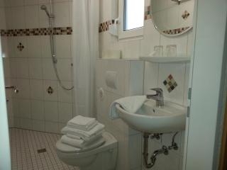 Hotel Am Kamin - Duisburg - 7