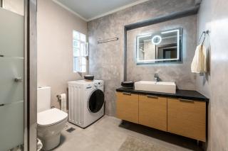 Modern 5BD Apartment in the Heart of Athens - Athens - 8
