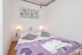 Apartment Bilberry - Biograd na Moru - 1