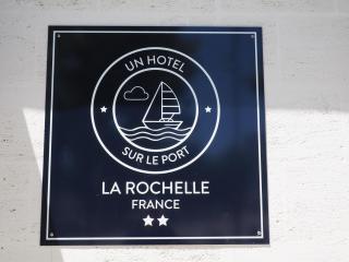 Un Hotel sur le Port - 1
