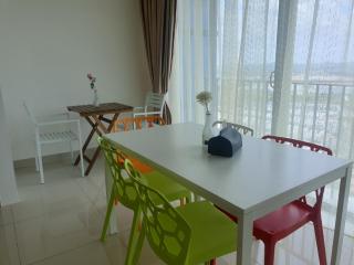 Vivian's Family Suite - 6