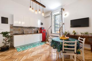 Apartments Caleta - Split - 1
