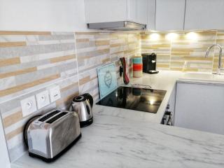 Le Piade, confort moderne, vue dégagée, clim, ascenseur, WiFi - 5