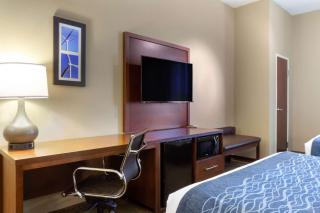 Comfort Inn & Suites - Amarillo - 6