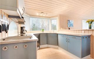 Lovely Home In Grenaa With Kitchen - Grenå - 9