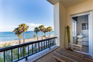 Bonito Apartamento en Primera Línea de Playa - Estepona - 9