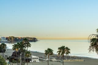 Bonito Apartamento en Primera Línea de Playa - Estepona - 5