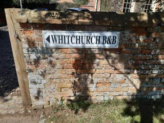 Whitchurch Farm Guesthouse - 9