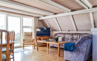 Cozy Home In Hvide Sande - Bjerregård - 8